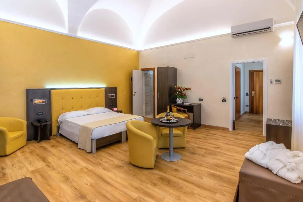 Family Room — Hotel Santa Prisca