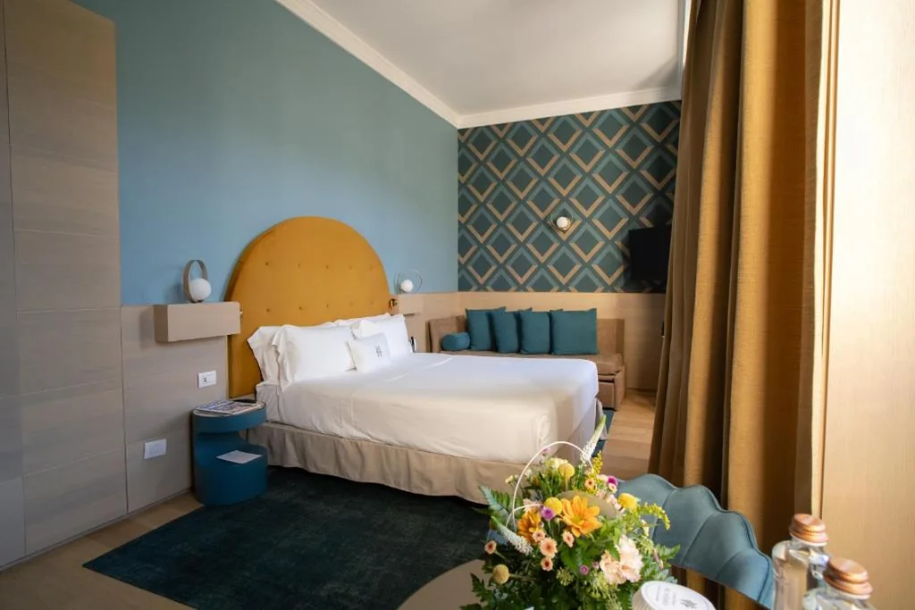 Camera Familiare Matrimoniale/Doppia con Letti Singoli — Grand Hotel Alassio Beach & Spa Resort – The Leading Hotels of the World