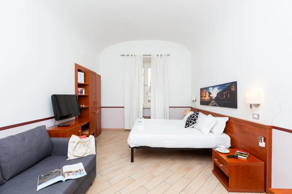 Camera Familiare — Rental in Rome 2012 Guest House – ZEN16