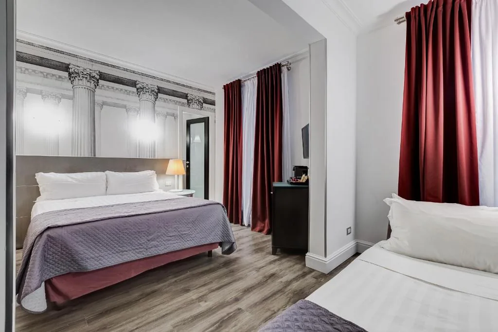 Family Room — Residenza A -Via Veneto Fashion Rooms -self check-in