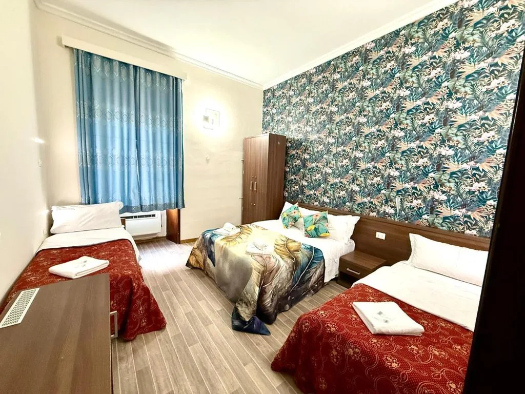 Family Room — Royal Termini Guest House