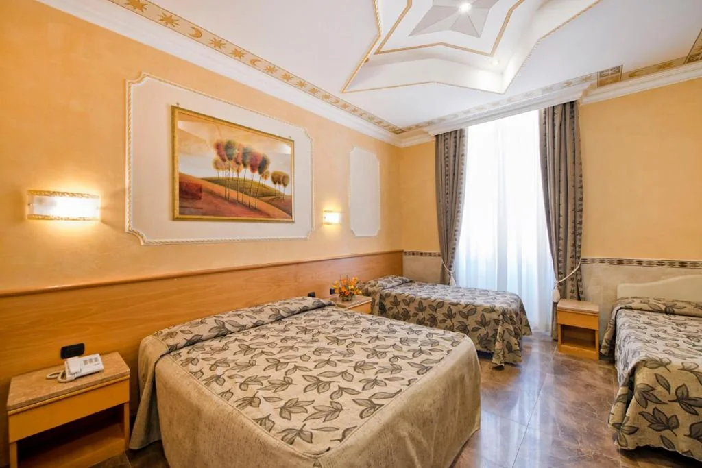 Camera Familiare Standard — Hotel Marco Polo Rome
