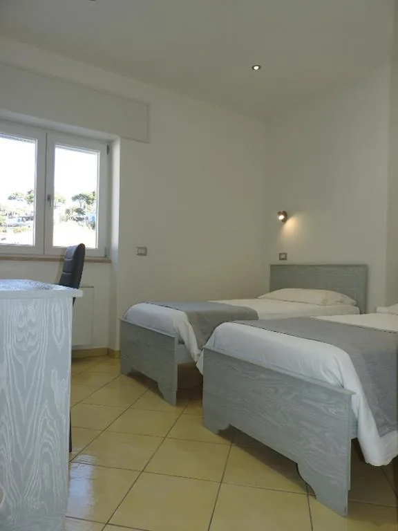 Camera Familiare Superior — Hotel Corallo Circeo