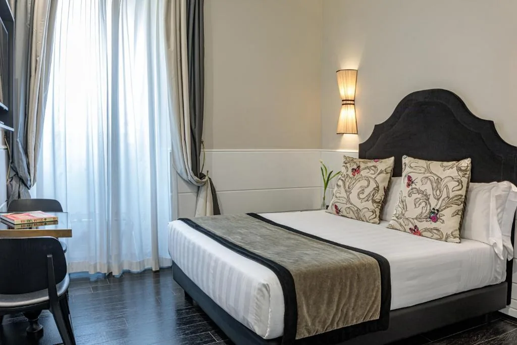 Family Room — The Independent Suites