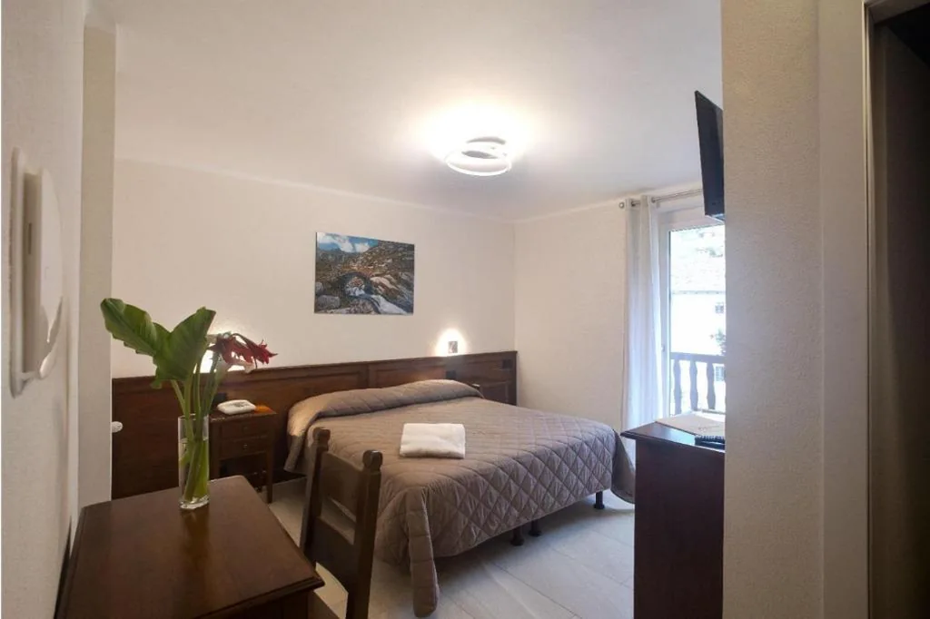 King Room with Disabled Guest Access — Albergo Miniere