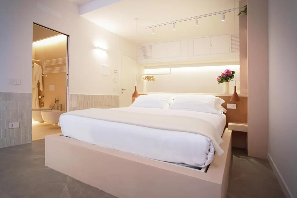 King Room with Balcony — allegra suites