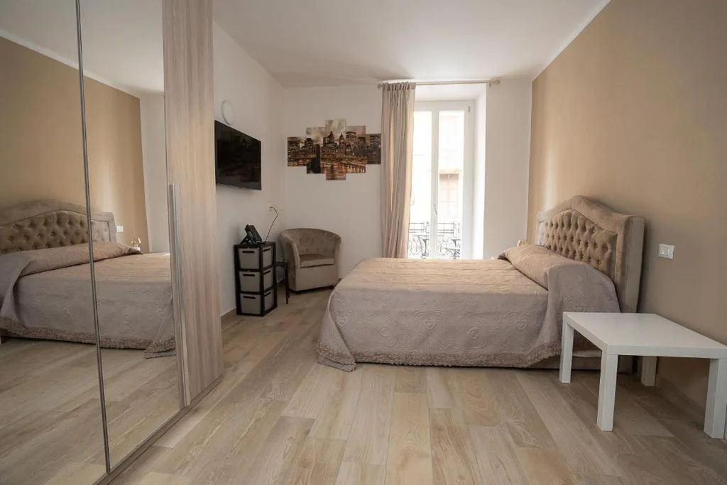 King Room with Balcony — Le Stelle Della Spezia