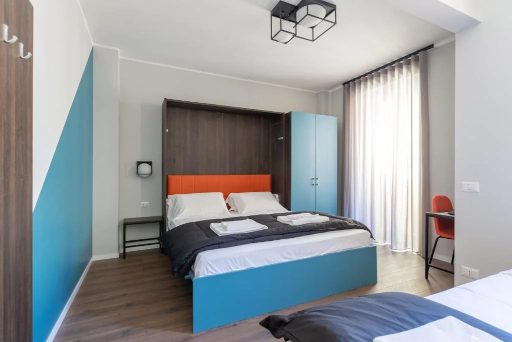 King Room with Balcony — Luciano Licia Guest House