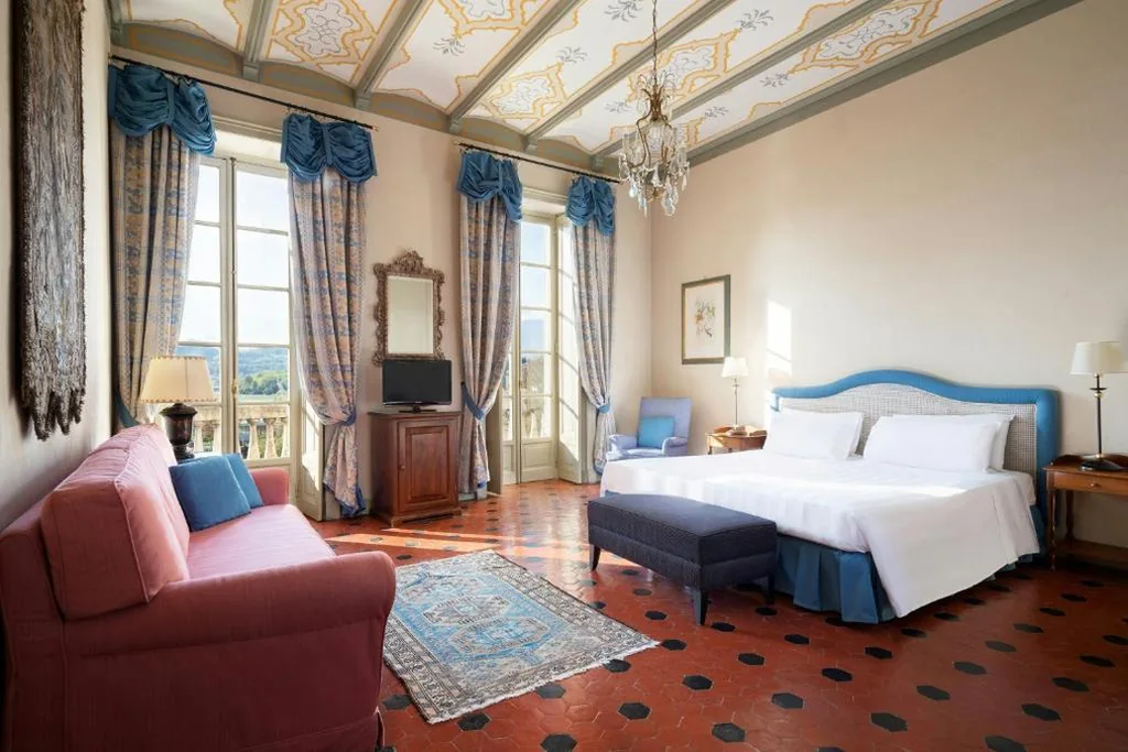 King Room with Balcony — Sina Villa Matilde