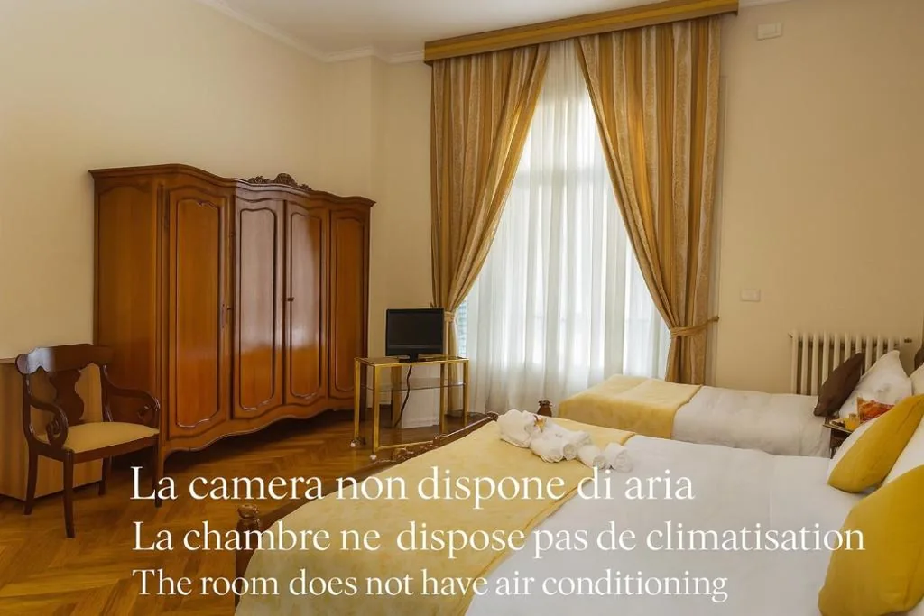 Camera King con Doccia con Accesso per Sedie a Rotelle - Accesso Disabili — Hotel Villa Maria