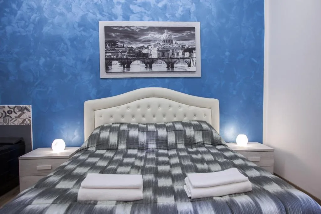 Camera King con Vasca Idromassaggio e Bagno Privato Esterno — Imperiale Top
