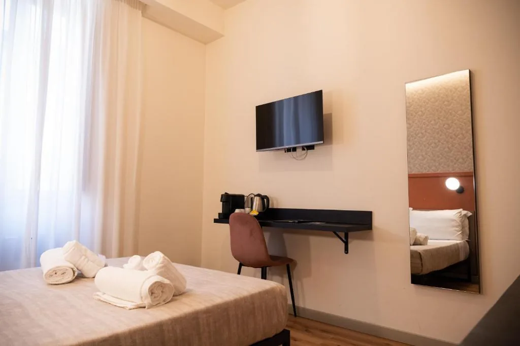 King Room with Hot Tub — Residenza Leone XIII