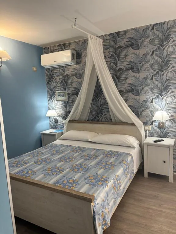 Camera King con Vasca Idromassaggio — SWEET HOME & WELLNESS affittacamere
