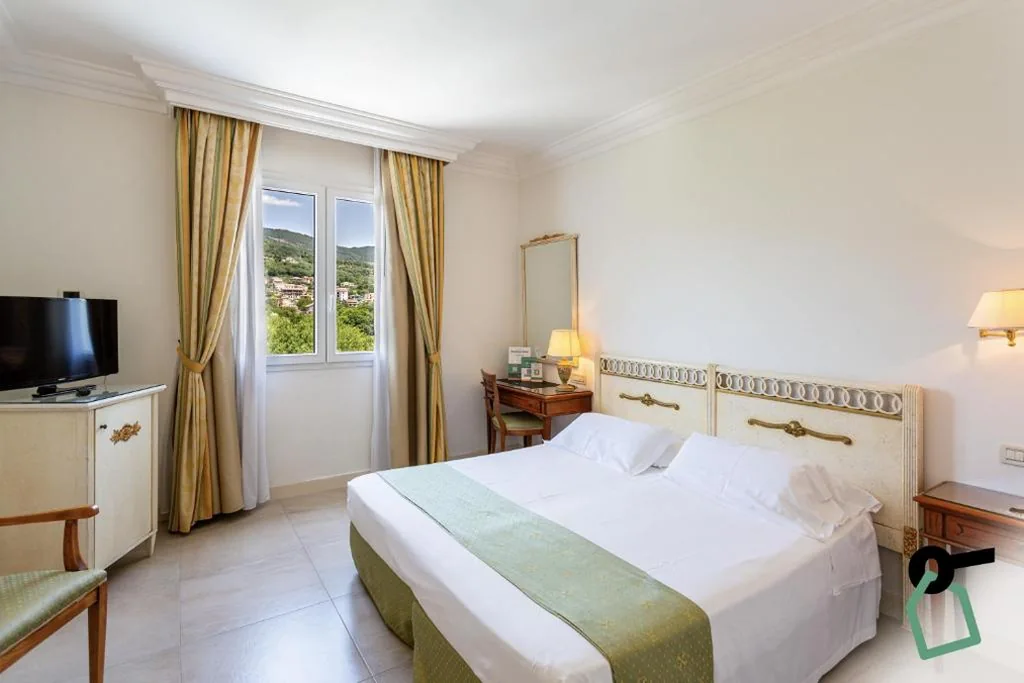 King Room with Garden View — Hotiday Room Collection – Fiuggi