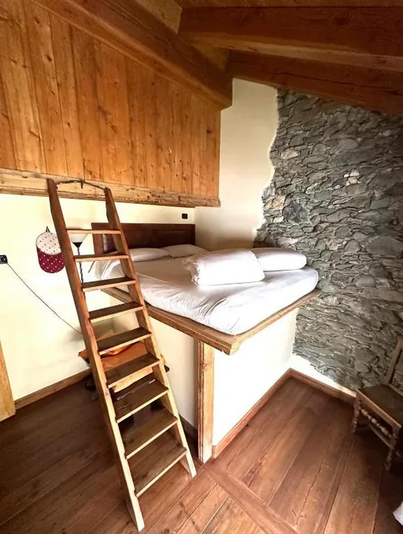 King Room with Garden View — Maison Rosset agriturismo, CAMERE, appartamenti e spa in Valle d’Aosta