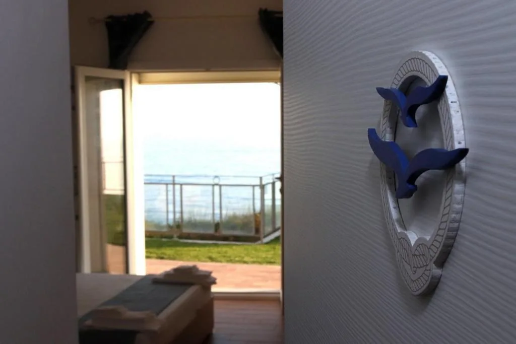 King Room with Sea View — Sunset House