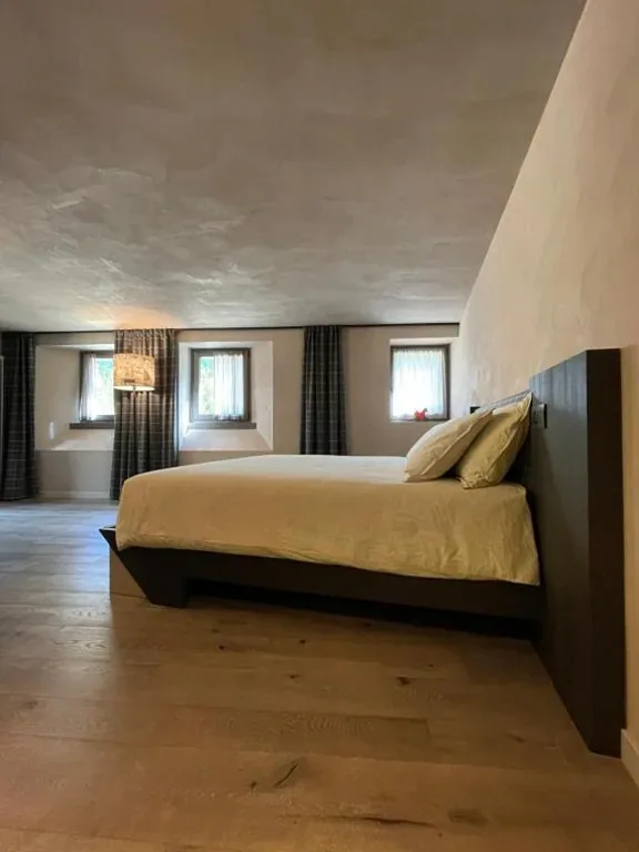 King Room with Mountain View — La Rêverie de Thumel – Suite