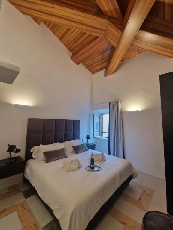 King Deluxe Room — Corso Suite Style