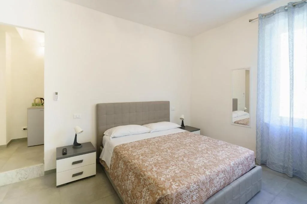 King Deluxe Room — Home