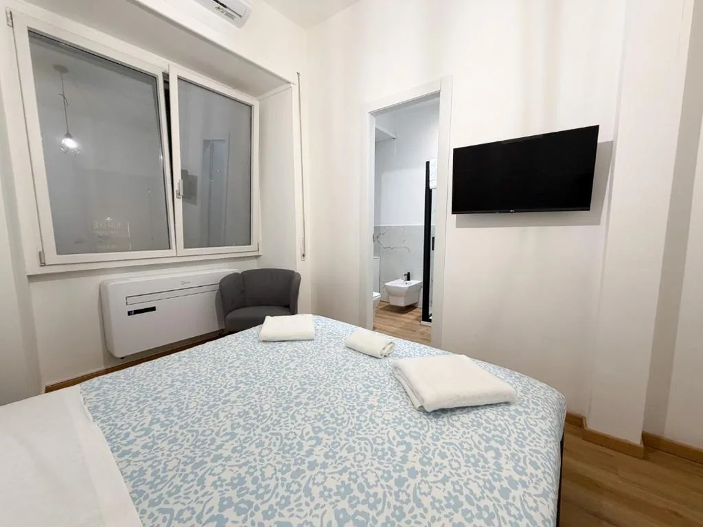 Camera King Deluxe — Riboty Boutique Rooms