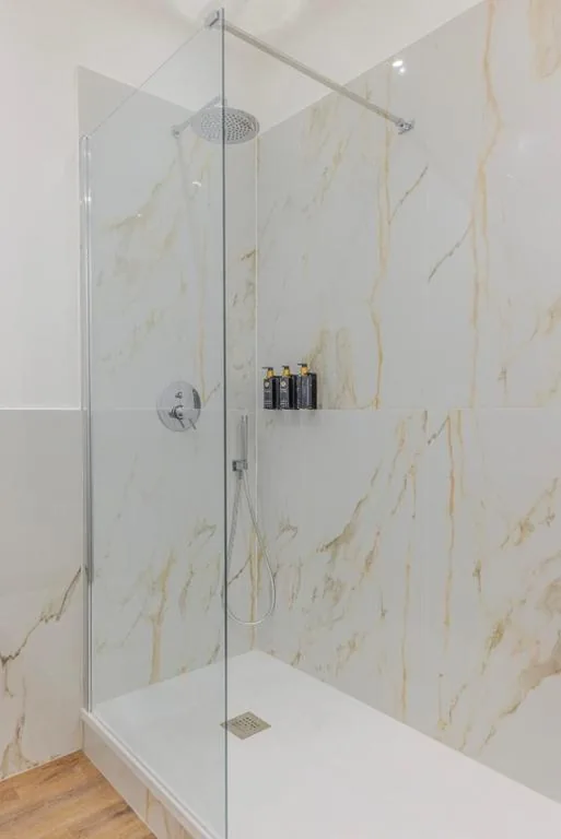 Camera King Deluxe — Vatican Pertusa Luxury Suites by Salisù