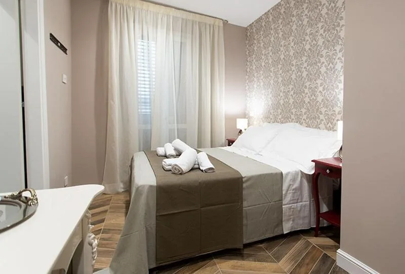 King Room — Palazzo Fracassini