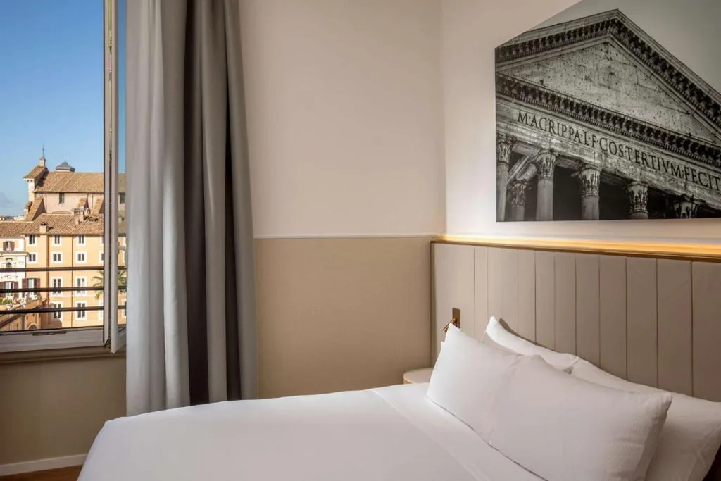 King Premium Room with View — Cosmopolita Rome Colosseum, Tapestry Collection by Hilton