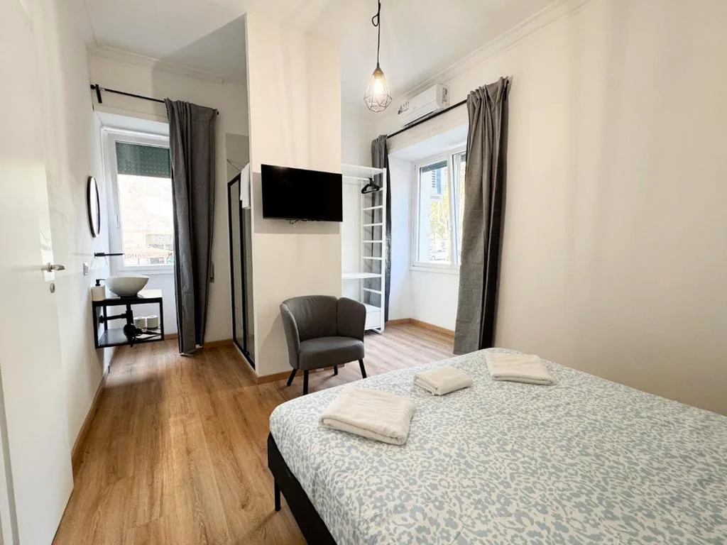Camera King Standard — Riboty Boutique Rooms