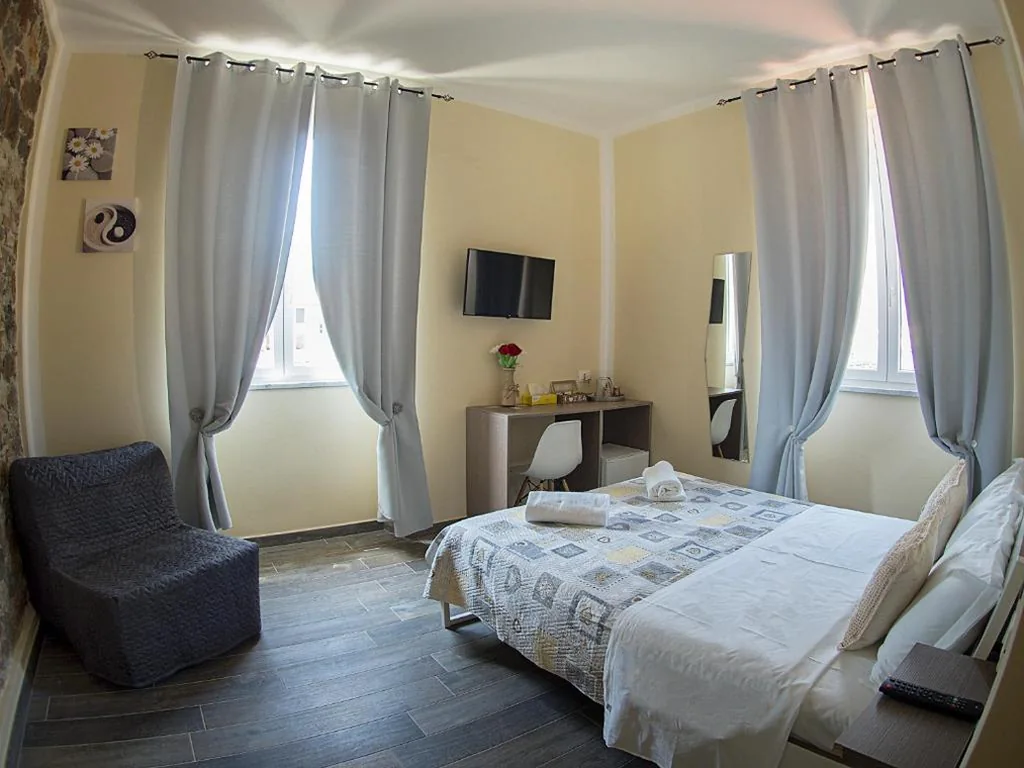 King Standard Room — Vicolocorto Affittacamere