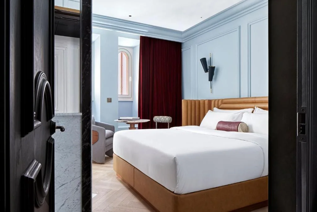 King Standard Room — W Rome