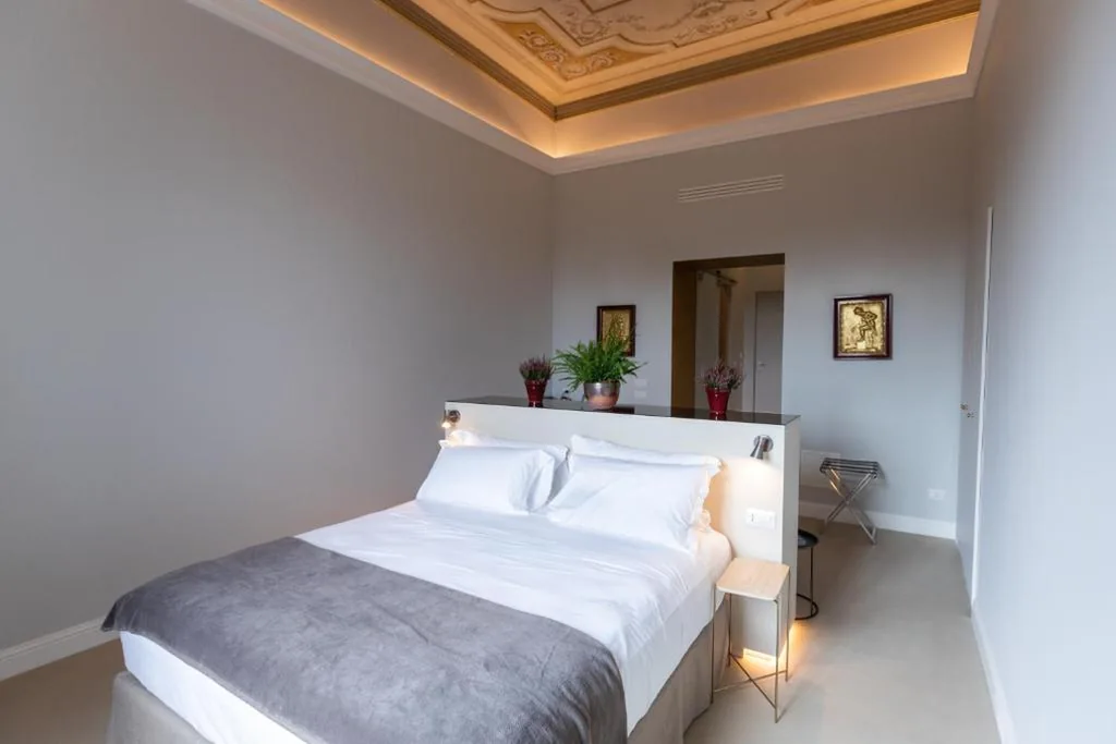 Camera King Superior — Domus 21 Luxury Suites