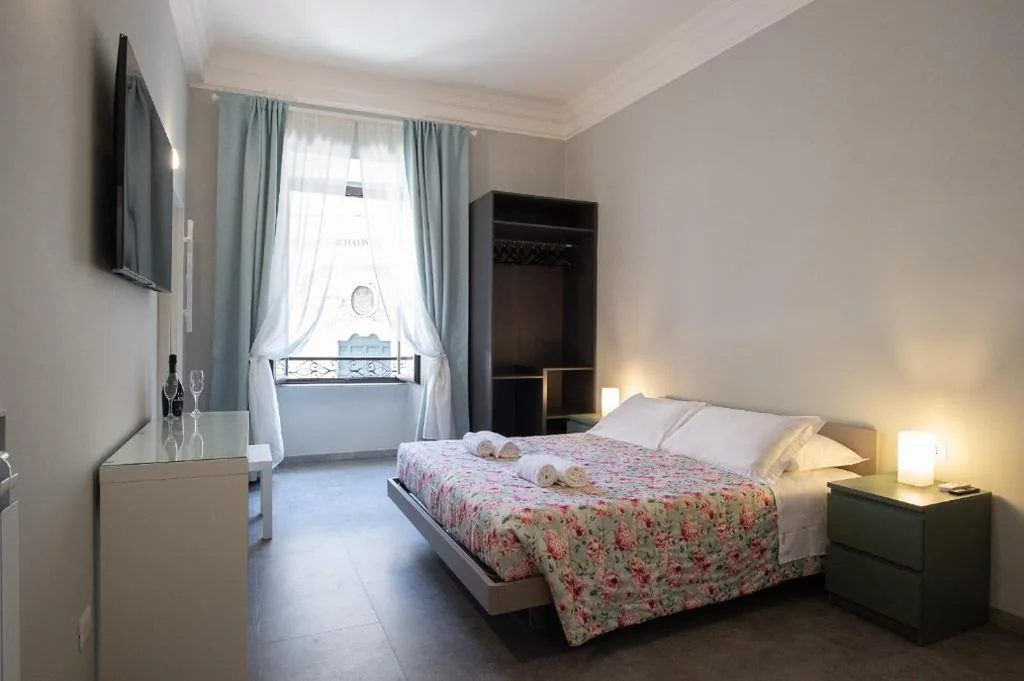 Camera King Superior — GuestHouse o Affittacamere Magenta Baylon Suite