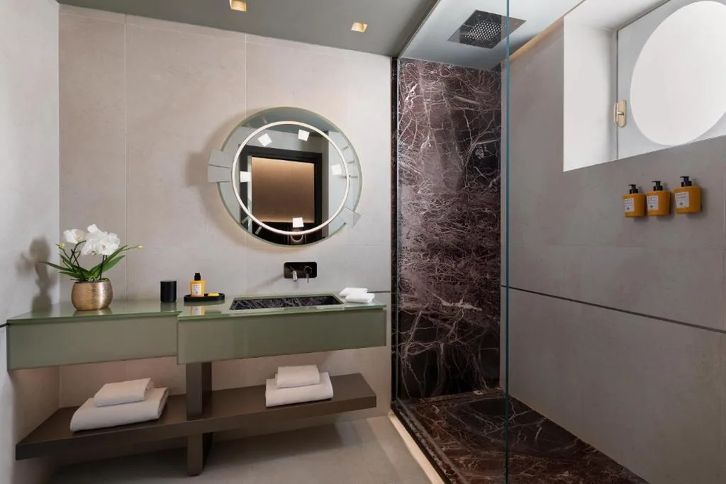 Camera King Superior — The Pantheon Iconic Rome Hotel, Autograph Collection