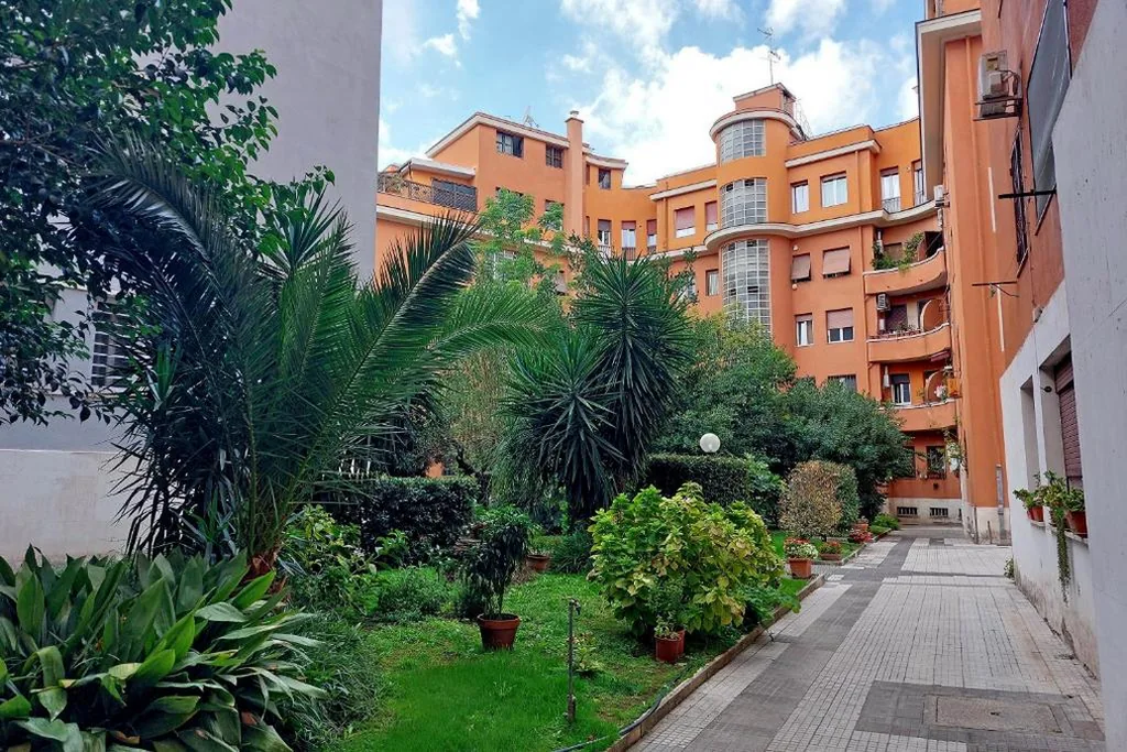 Camera King Superior — The Place Gallia – New Guesthouse San Giovanni- self check-in – modern bathrooms-near metro A