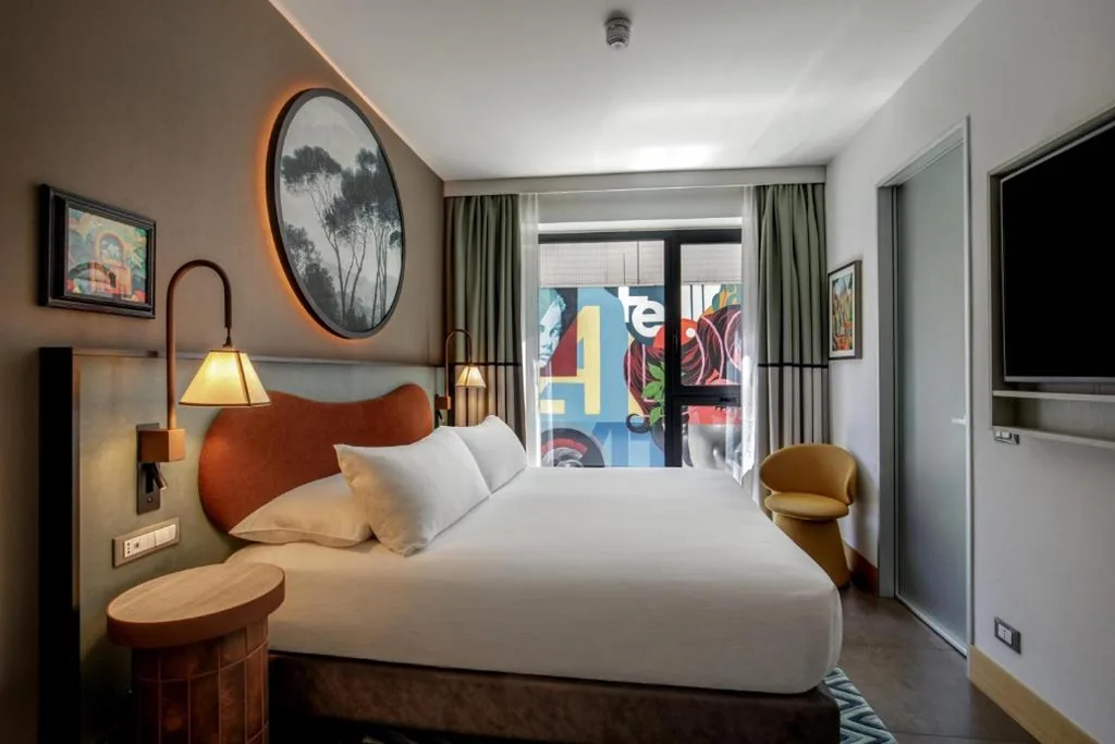 Superior King Room — The Spring House Hotel Rome Vatican, Tapestry Collection Hilton