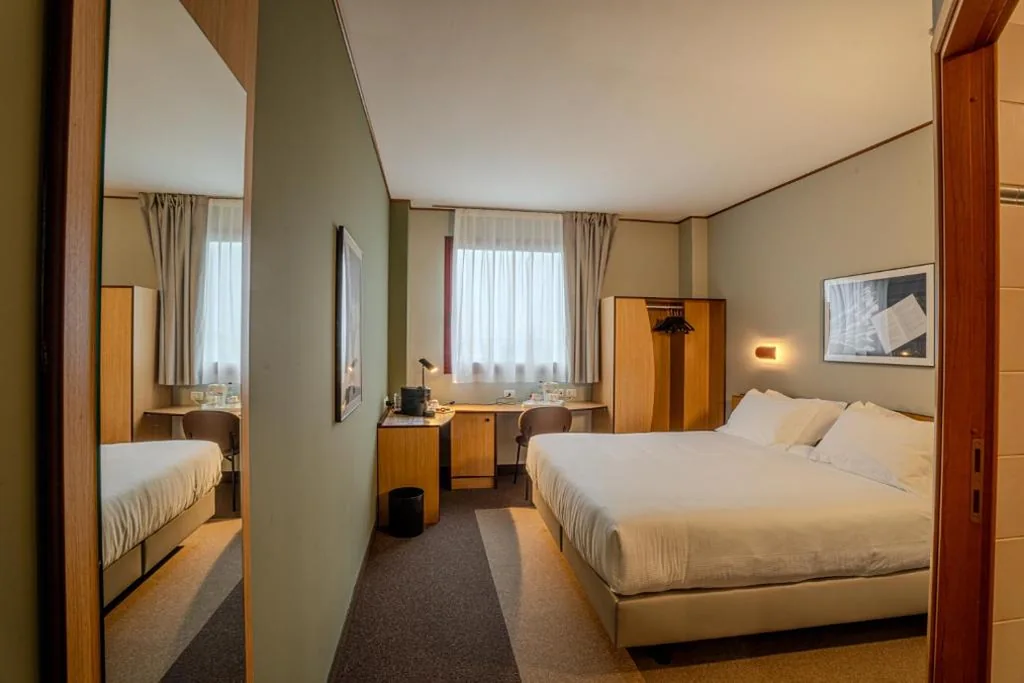 King Superior Room — Tulip Inn Turin South