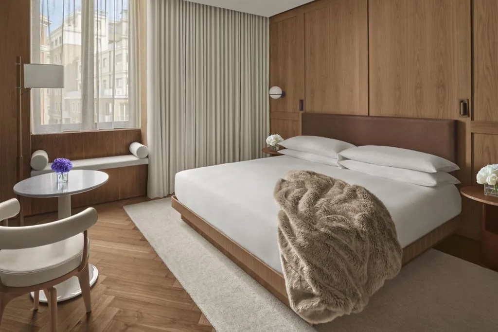 King Room — The Rome EDITION
