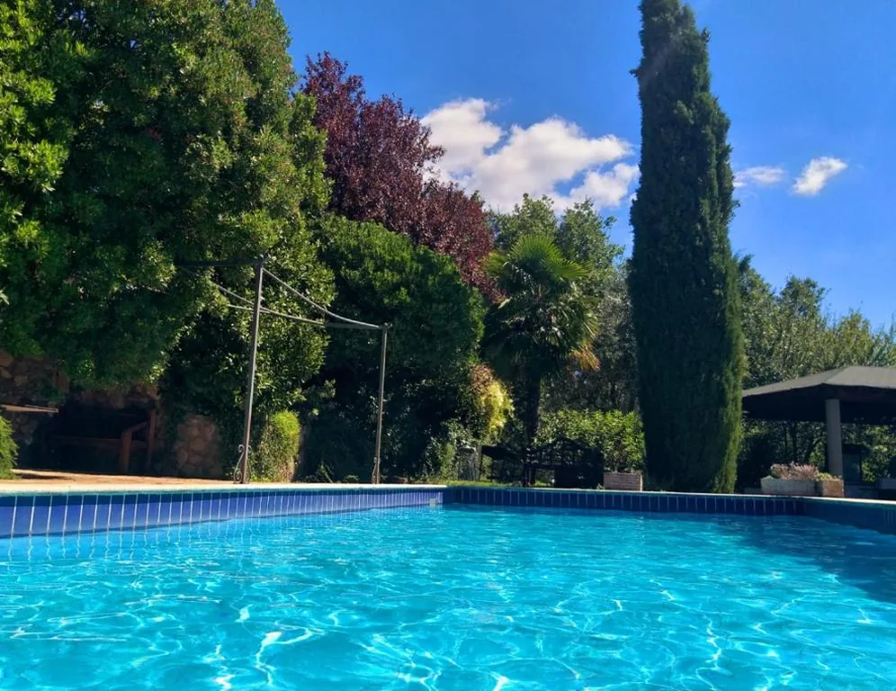 Double Room (1 Adult + 1 Child) — La Chiesuola