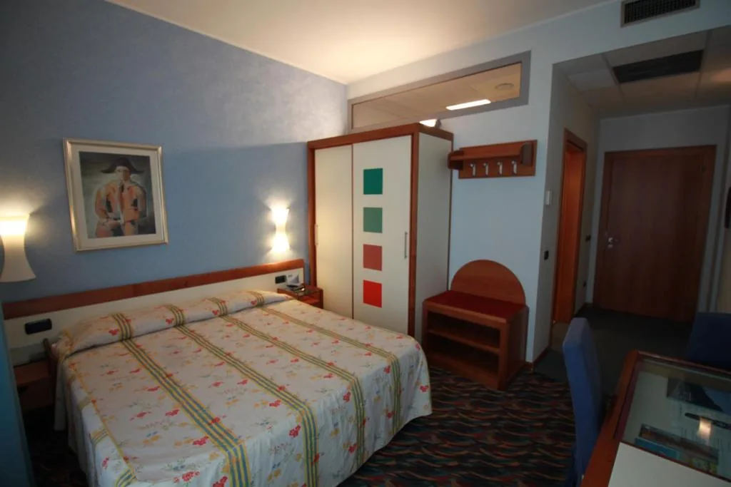 Camera Matrimoniale (1 Adulto) — Hotel San Terenzo