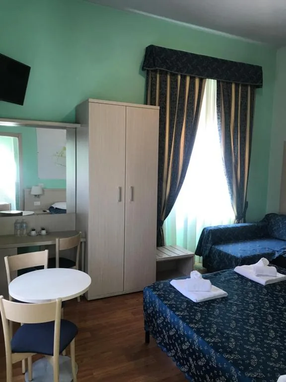 Double Room — 21 Aprile Accommodation