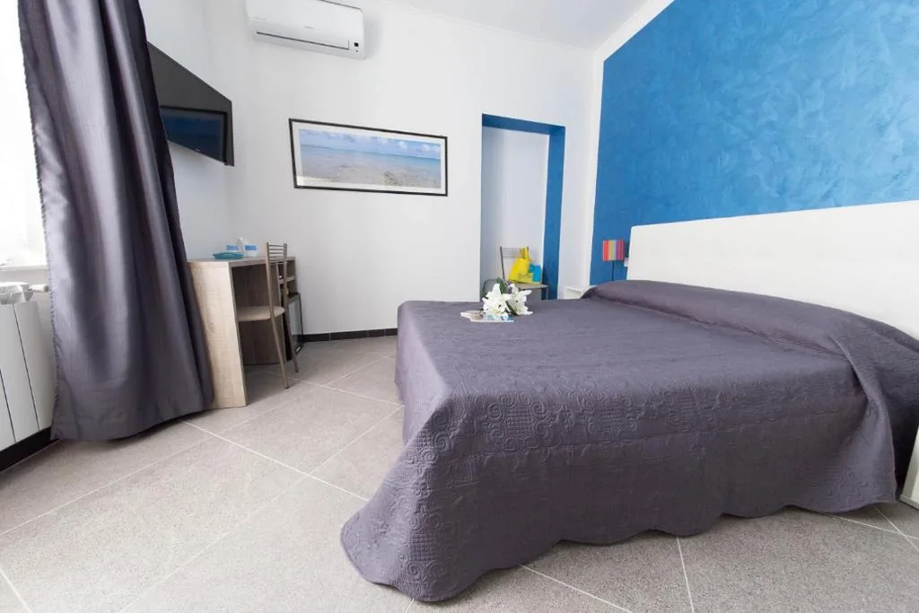 Double Room — 88 Miglia