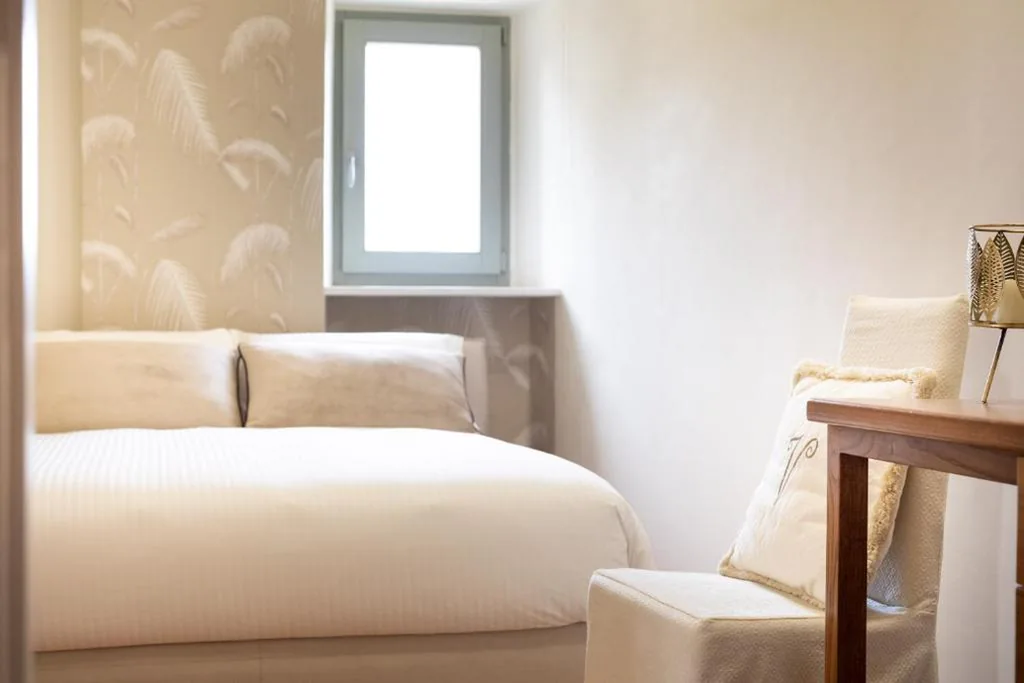 Camera Matrimoniale — Acqua di Civita Beauty & Rooms