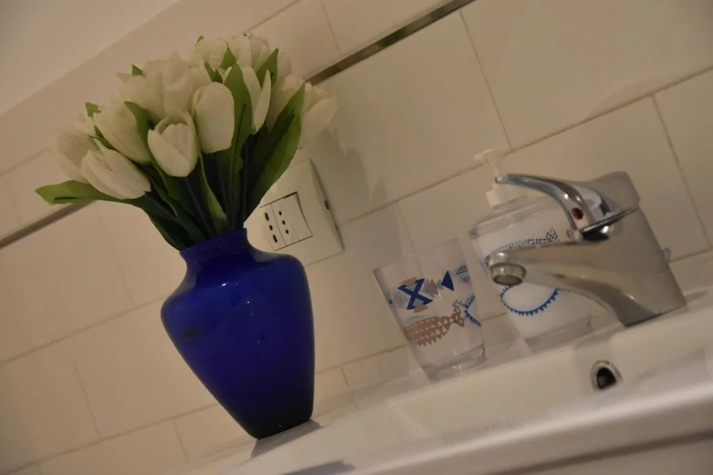 Camera Matrimoniale — Affittacamere e appartamenti – Rent rooms and Apartments Le Camere Nel Corso – ADULTS ONLY
