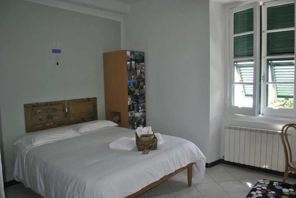 Camera Matrimoniale — Al Piccolo Scoglio – Room & Breakfast