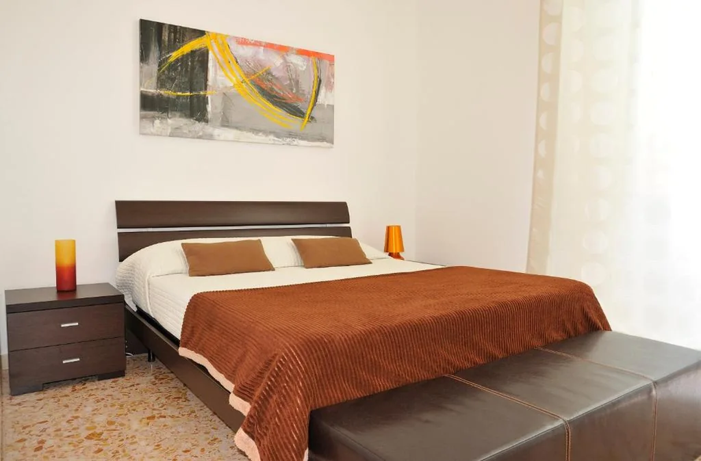 Double Room — Appartamento Conte Vittorio