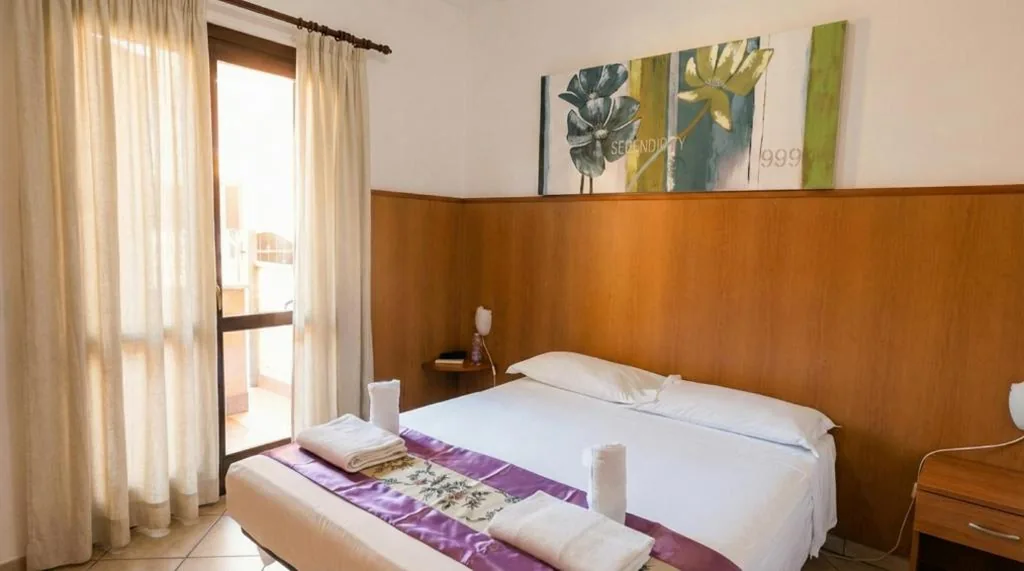 Double Room — B&B Isola