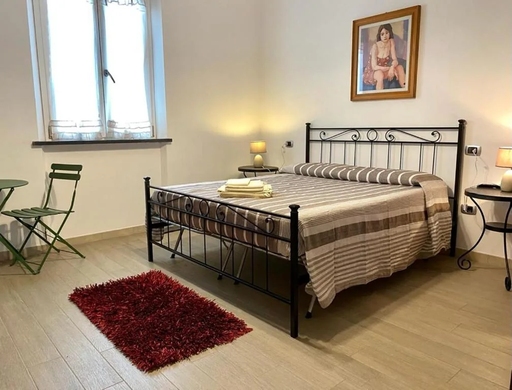 Camera Matrimoniale — B&B Lunetia