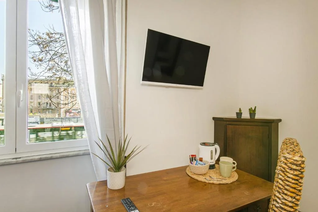Double Room — B&B Trastevere Station – Fontana di Trevi