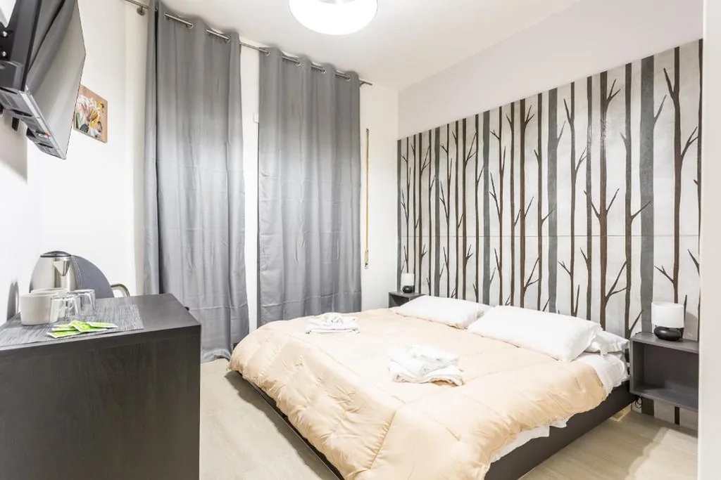 Budget Double Room — Ethnos Relais Vaticano