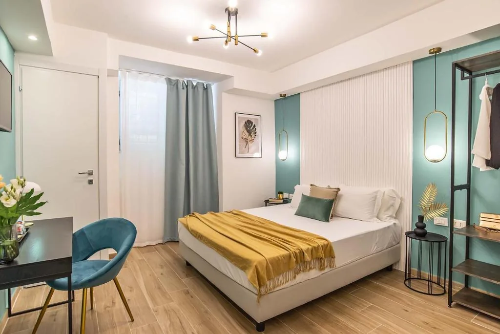 Camera Matrimoniale Budget - Seminterrato — 94Rooms Vatican Guest House – Vigliena